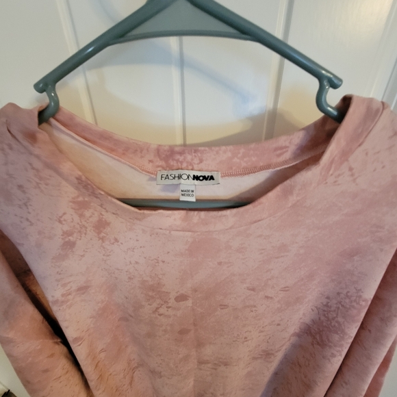 2pc set. - Picture 2 of 5